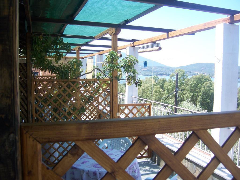 Milina Apartments * Milína